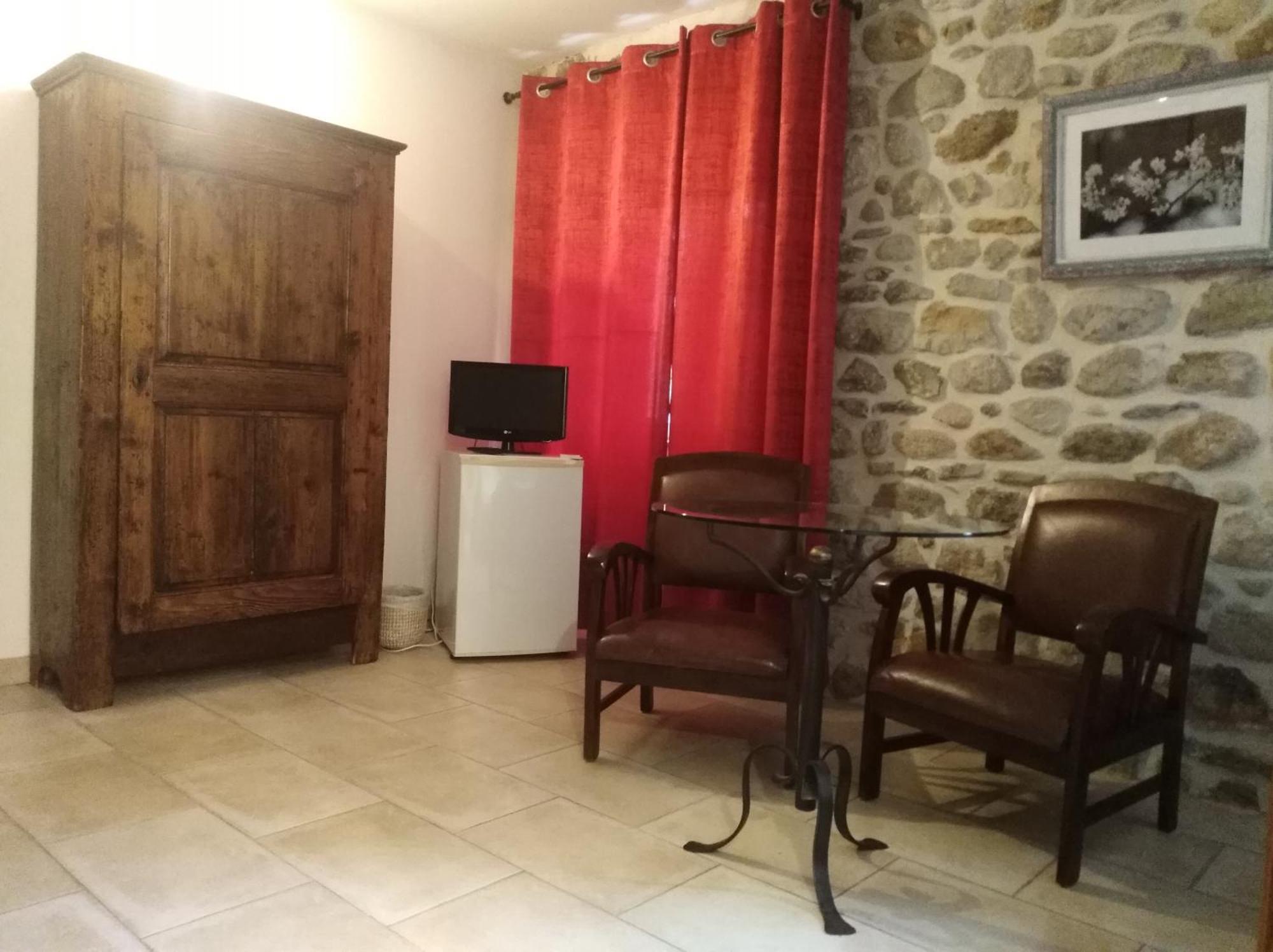 Le Mas De La Musardiere Chambres D Hotes Les Assions Exterior photo